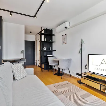 Lam Contemporary Free Parking * Bratislava